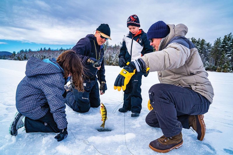 Ice fishing, ice fishing demo
